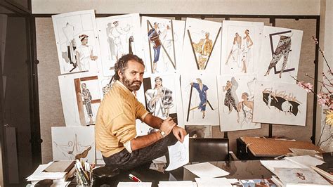 gianni versace in asta|gianni versace artist.